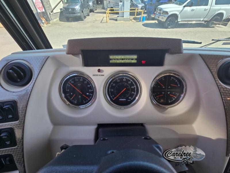 2014 Journey 42E photo 7