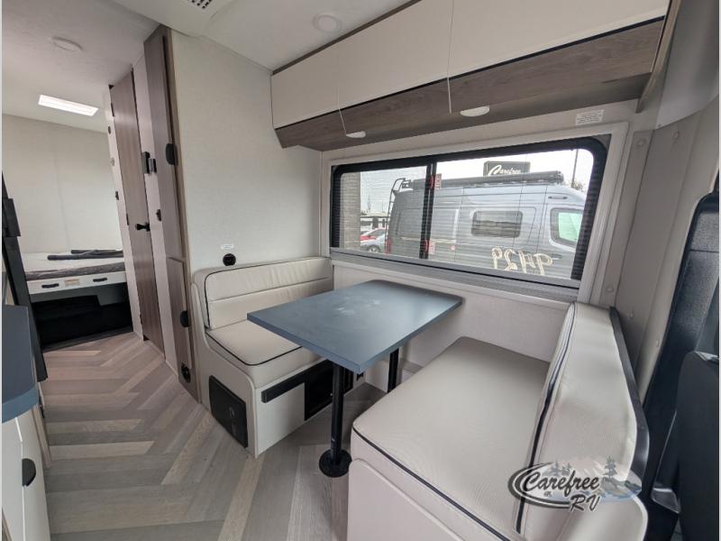 2025 Cross Trail EV 20XG photo 9