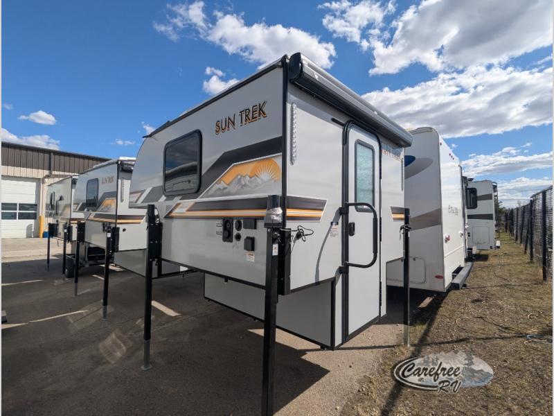 2025 Sun Trek TRUCK CAMPER photo 3