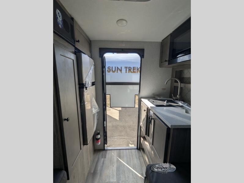 2025 Sun Trek TRUCK CAMPER photo 7