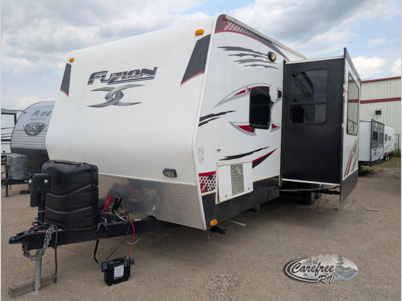 2012 Fuzion FZ300 photo 2