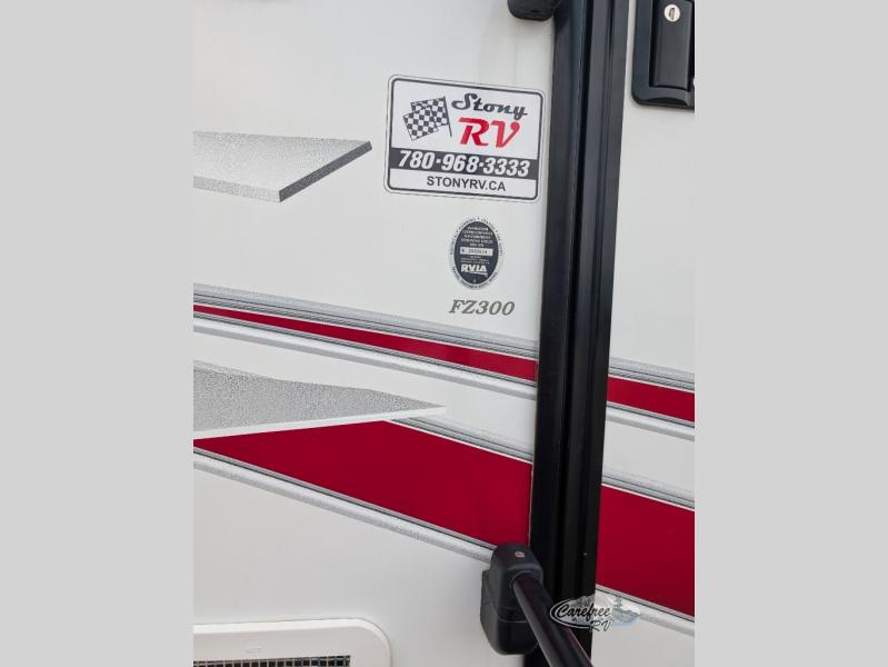 2012 Fuzion FZ300 photo 5