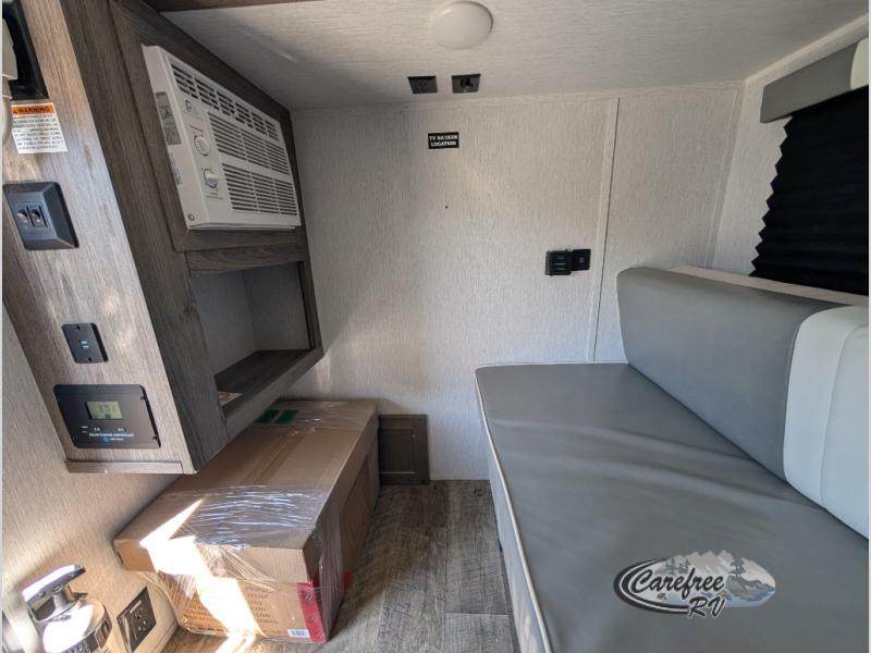 2024 SunRay 109E photo 6