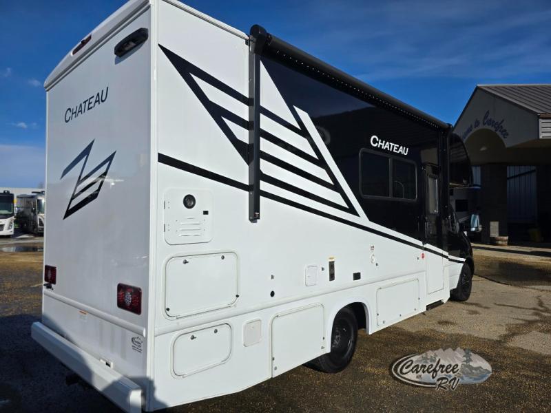 2026 Chateau 24LT photo 4