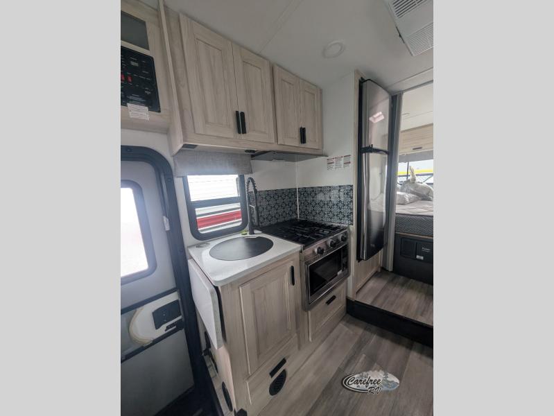 2024 Sunseeker 2150 photo 7