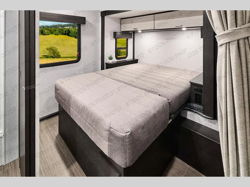 2027 Sunflyer 22RS photo 6