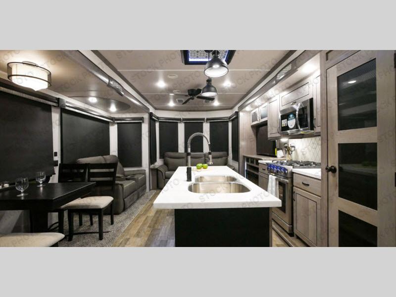 2022 Cedar Creek Cottage 40CRS photo 2