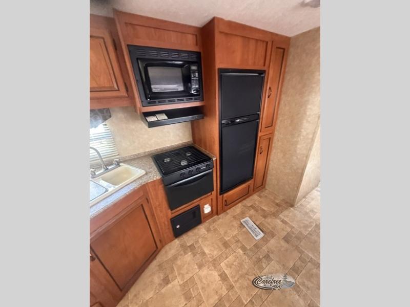 2011 Catalina 32BHDS photo 5