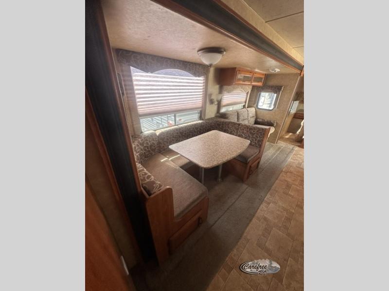 2011 Catalina 32BHDS photo 7