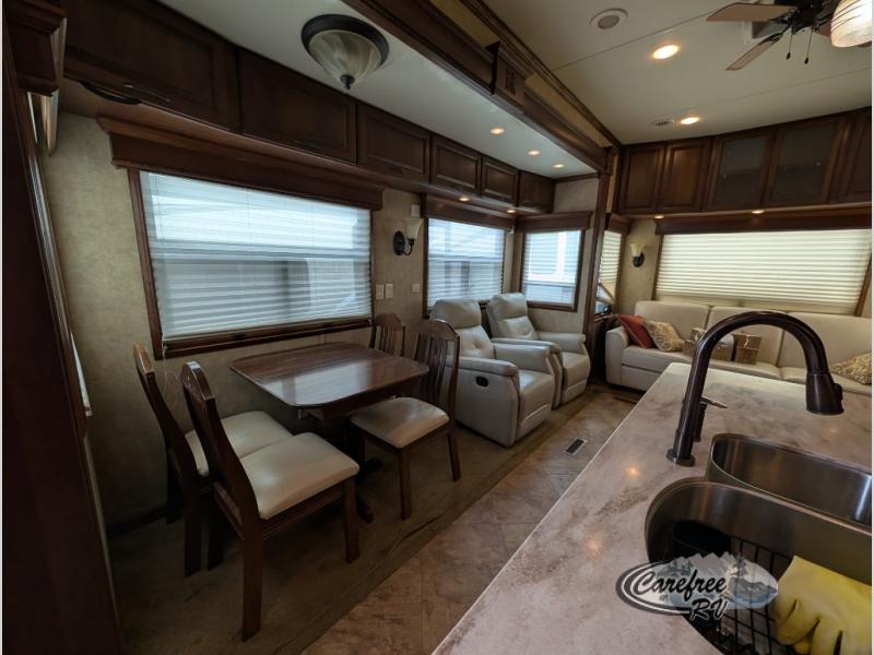 2015 Mobile Suites 38 RSB3 photo 7