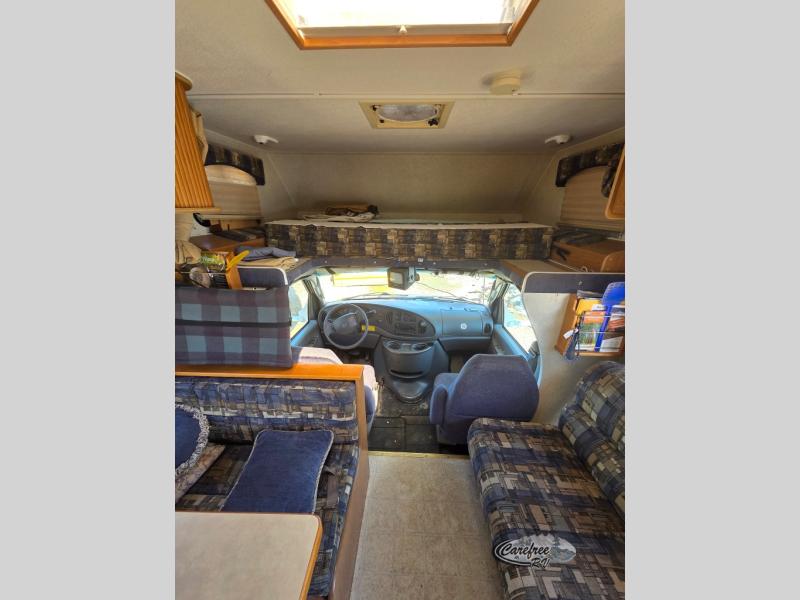 2003 Regal C28 photo 6