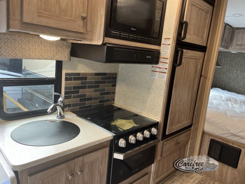 2019 Sunseeker 2290S Ford photo 3
