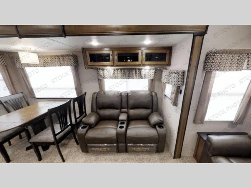2018 Chaparral 336TSIK photo 5