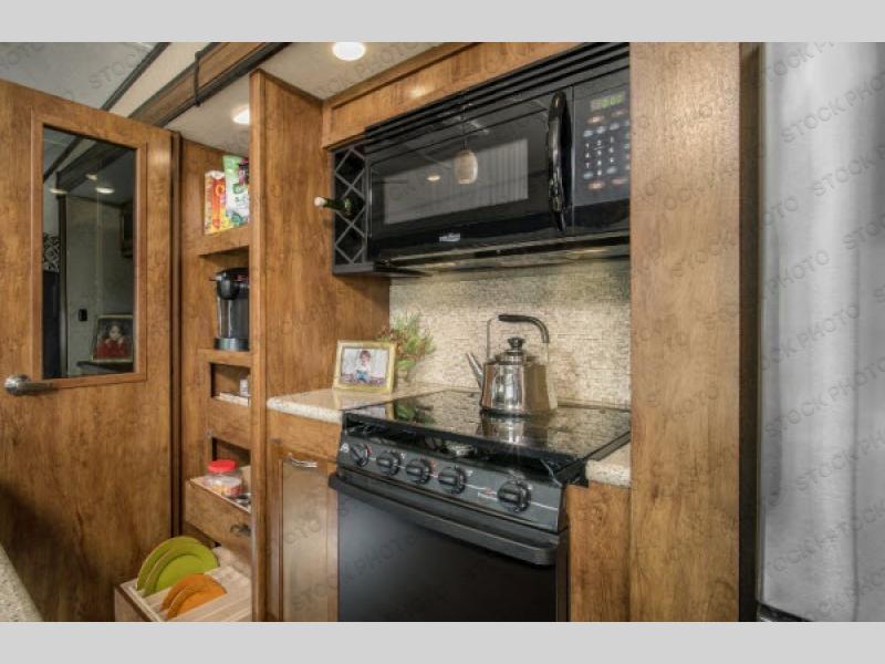 2018 Chaparral 336TSIK photo 9