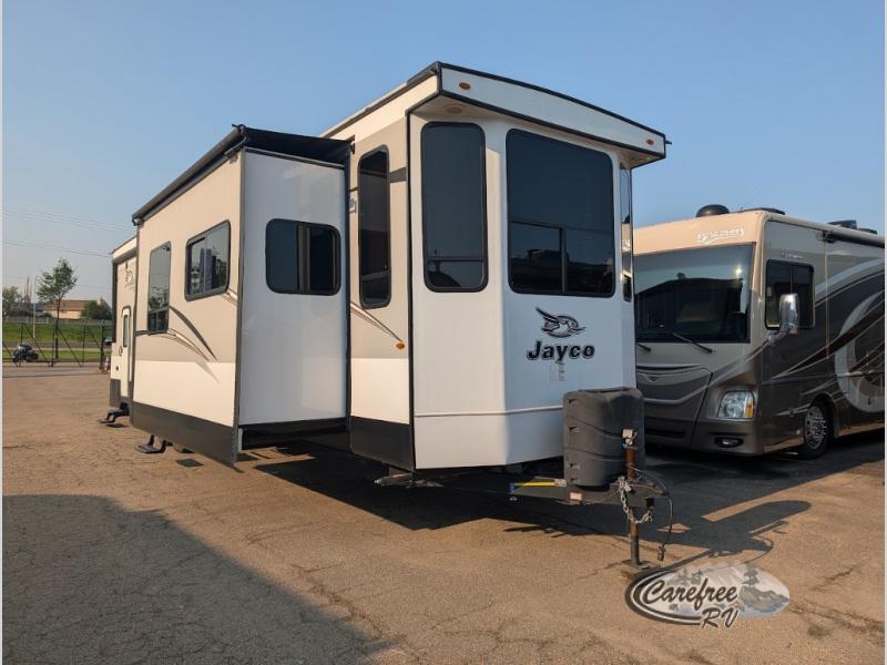 2017 Jay Flight Bungalow 40LOFT