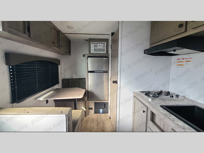 2027 Sun Lite LTD 13BD photo 2
