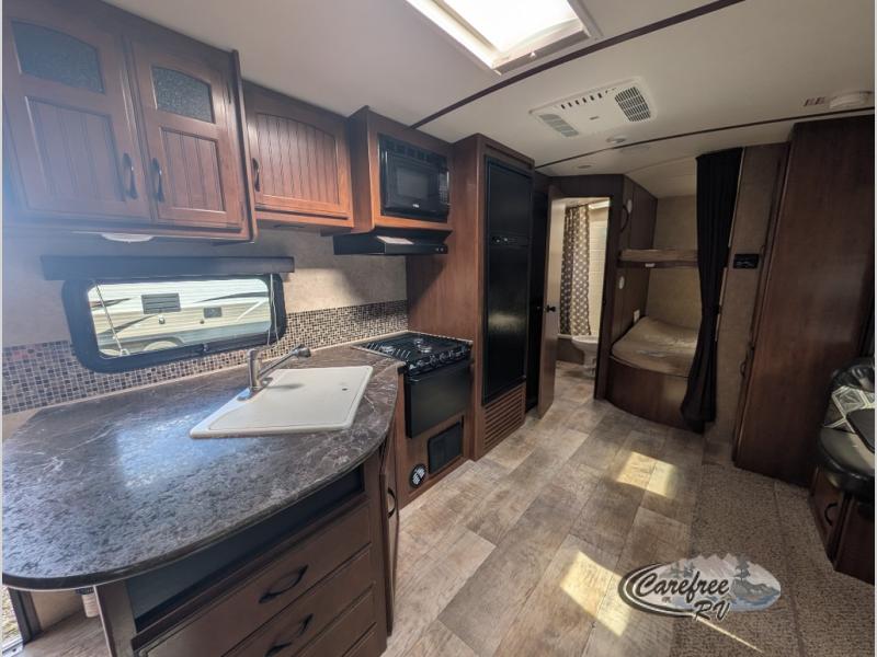 2016 White Hawk 28DSBH photo 7