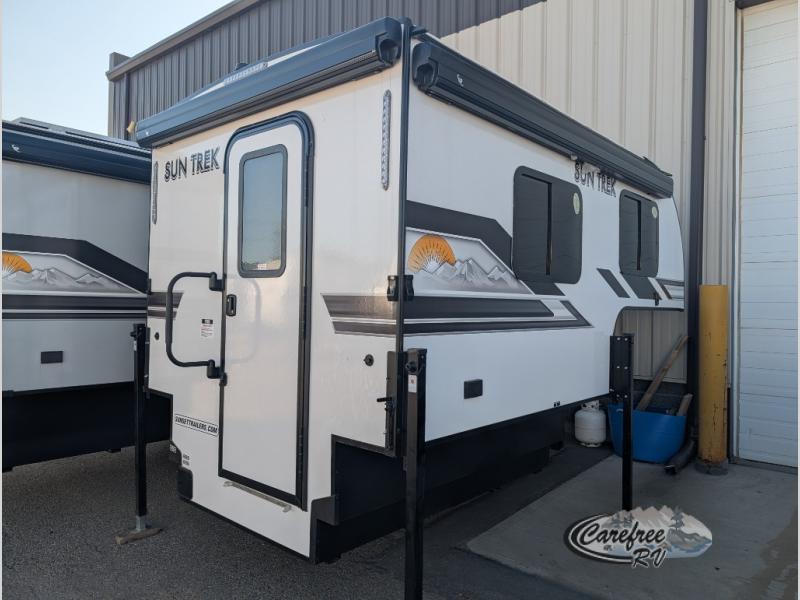 2027 Sun Trek 700
